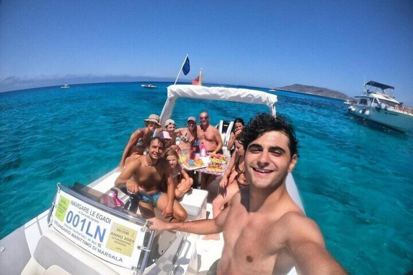 Private Dinghy Excursion to Favignana with Wine Tasting