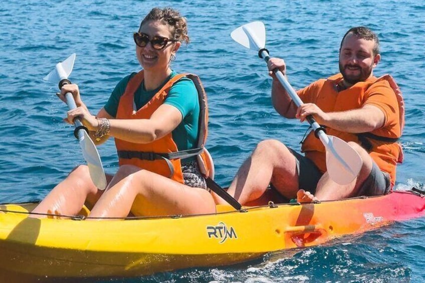 Kayak tour from Sorrento to Bagni Regina Giovanna