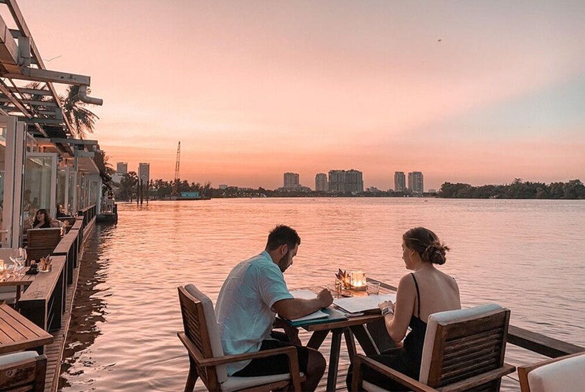 Luxury Saigon River Sunset Cruise with Cocktails and Scenic Views