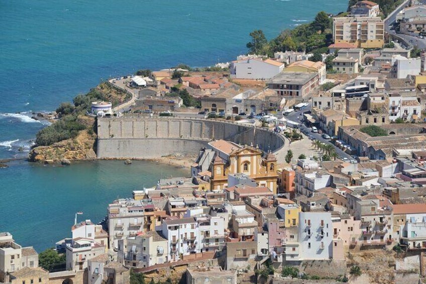 8 Days Private Historical Tour in Rural Sicily with Food and Wine