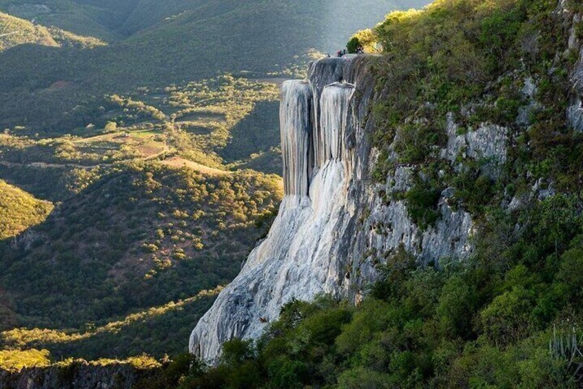 Medium to Hierve el Agua Tour with Admission Included