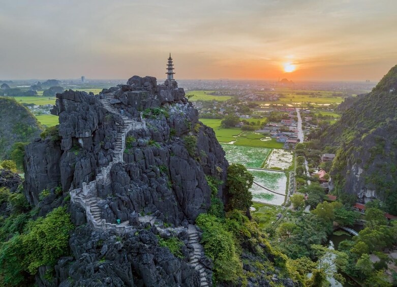 Trang An Bai Dinh Pagoda Day Trip with Mua Cave Luxury Small Group Tour