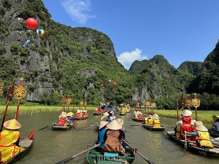 Hanoi to Ninh Binh Luxury Small Group Day Tour with Hoa Lu Tam Coc Cyclin