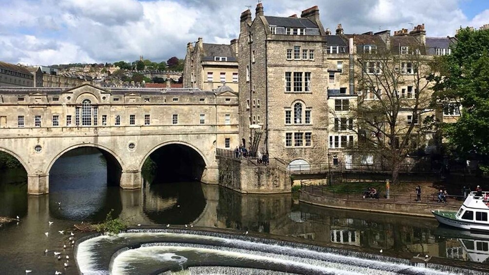 Picture 3 for Activity Bath: Walking Tour of Bath and Guided Tour of Bath Abbey