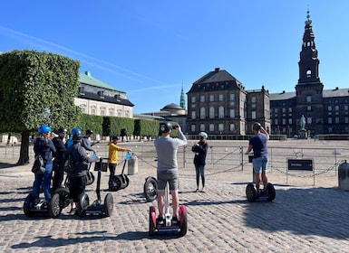 Kööpenhamina: Kööpenhamina: City Highlights Opastettu Segway Tour