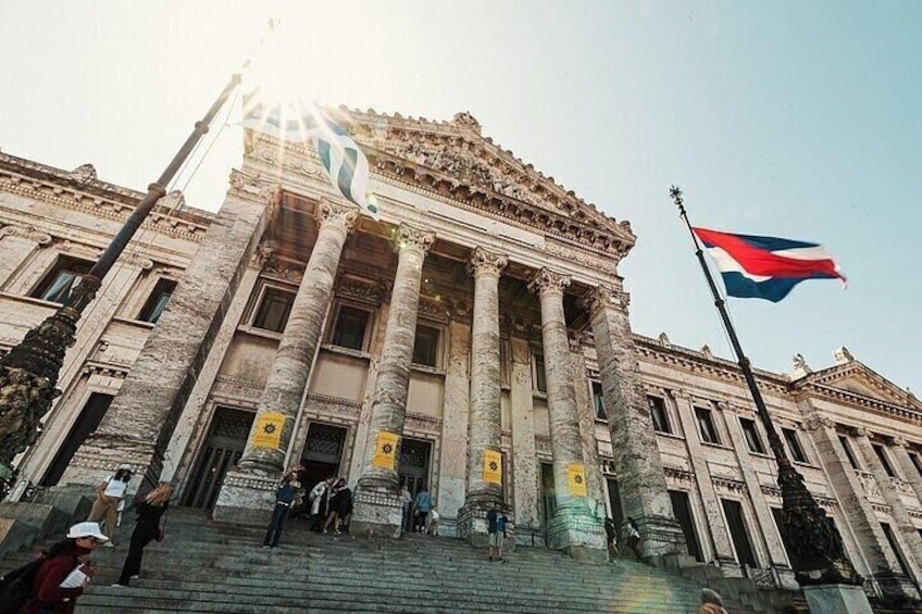 Audio Guided Tour in Montevideo City for Cruisers