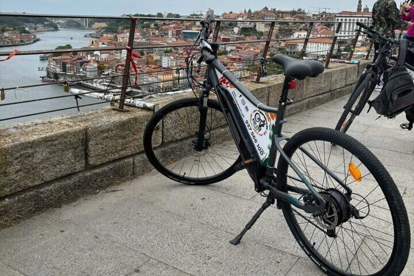 Private E-bike Tour in Porto