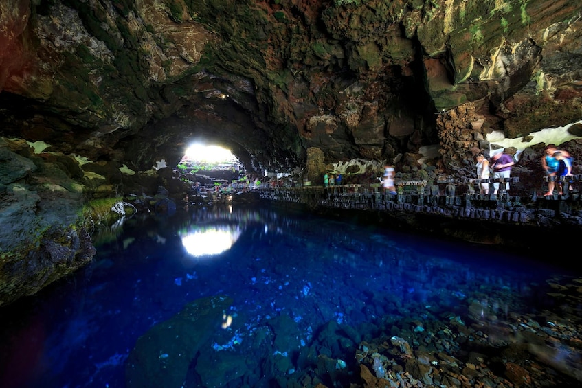 Lanzarote Volcanoes and Caves Tour from Fuerteventura