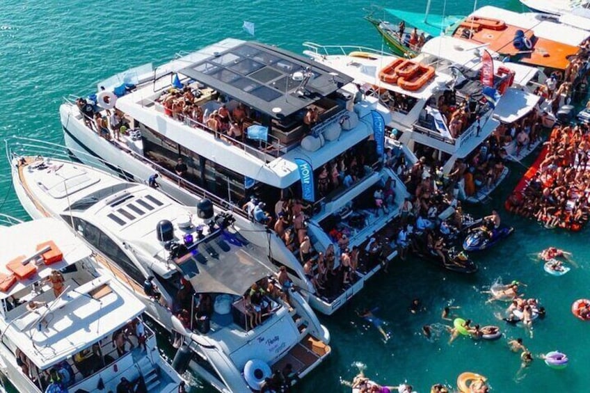 Fuik me, I'm Famous - Boat Party