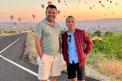 Cappadocia Sunrise Hot Air Balloon Watching Tour