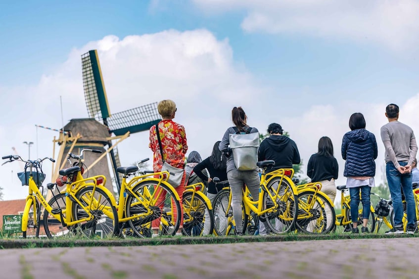 Amsterdam: Guided Countryside 4-Hour Bike Tour