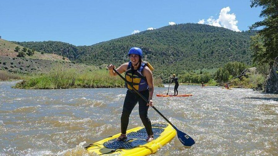 Stand-Up Paddleboard Half-Day Excursion from Kremmling