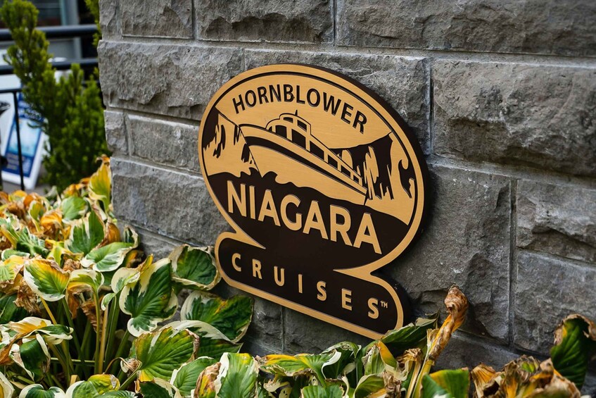 Picture 23 for Activity Toronto: Falls Day Tour with Boat Cruise & Niagara-the-Lake