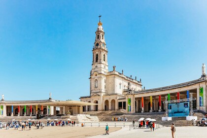 Fra Lisboa: Fatima, Obidos, Batalha og Nazaré Gruppetur