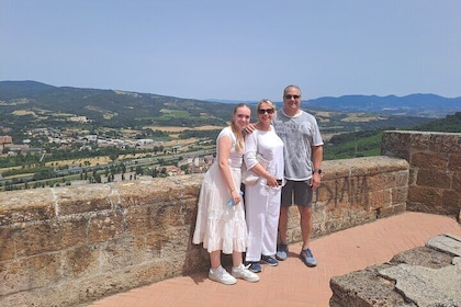 Orvieto Walking Private Tour with Official Local Guide