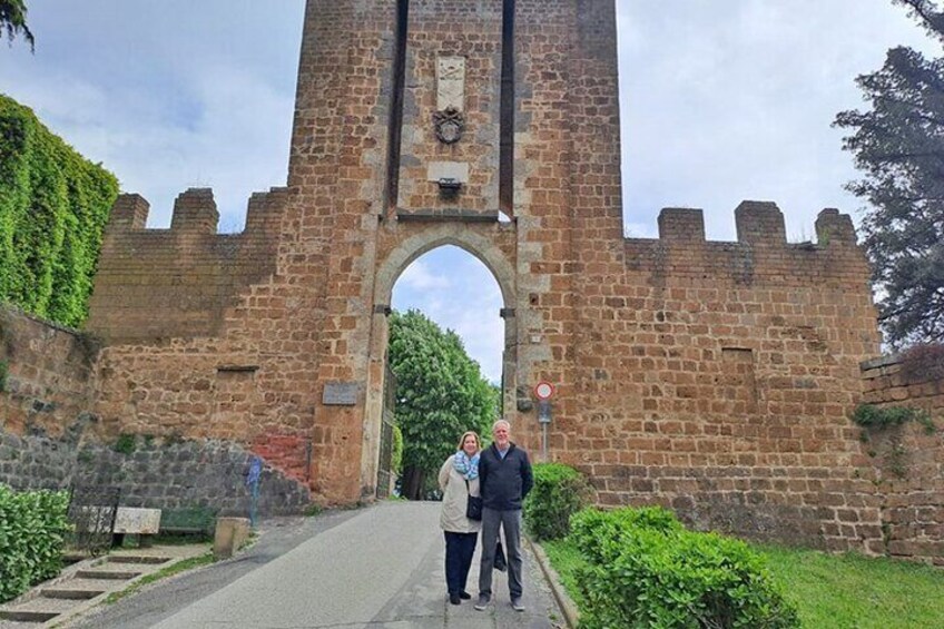 Orvieto Walking Private Tour with Official Local Guide