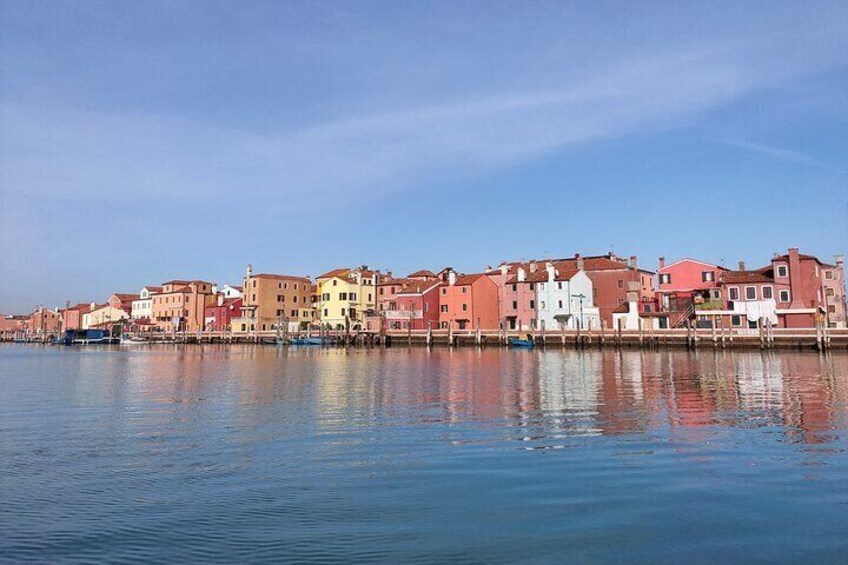 Tour to Pellestrina with Typical Lagoon Boat from Chioggia