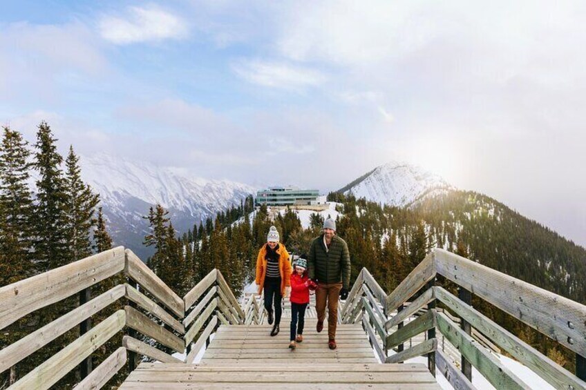 Day Tour to Banff Gondola Hot Springs Johnston Canyon