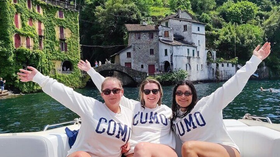 Exclusive Private Guided Boat Tour on Lake Como 1H - 4H