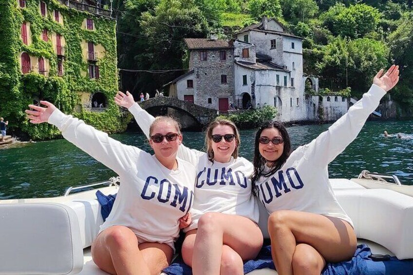 Exclusive Private Guided Boat Tour on Lake Como