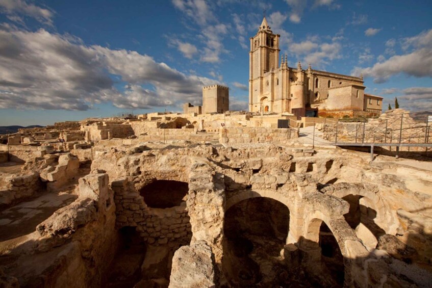 Picture 1 for Activity Alcalá la Real: La Mota Fortress Entrance Ticket