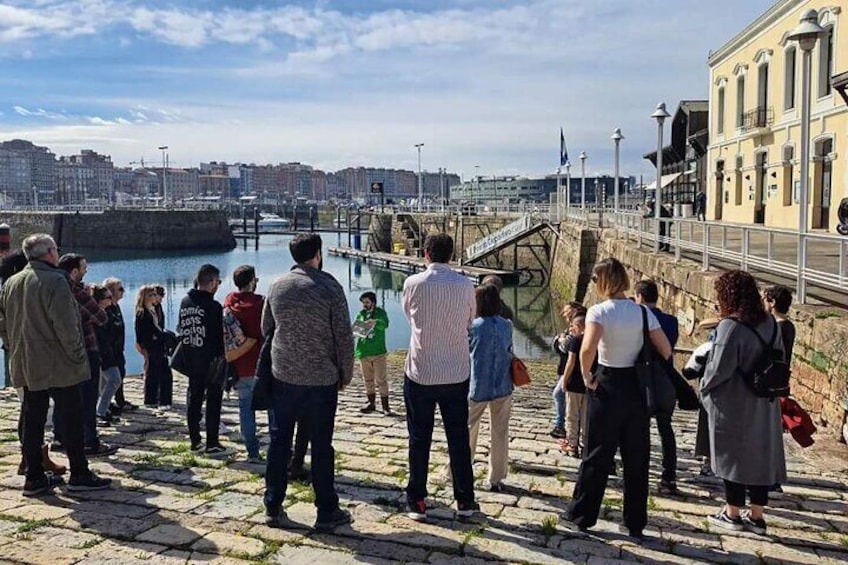 Guided tour of Gijón