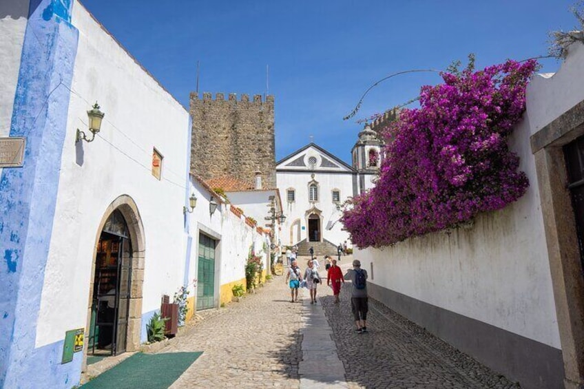 2 Hour Óbidos Family Walking Tour: Explore Historic Marvels