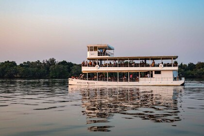 Livingstone: Sambesi-Fluss-Kreuzfahrt bei Sonnenuntergang