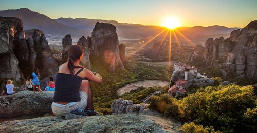 Meteora: majestuoso tour al atardecer y monasterios con guía local