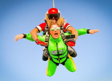 Algarve: Aventure de parachutisme en tandem de 15 000 à 10 000 pieds