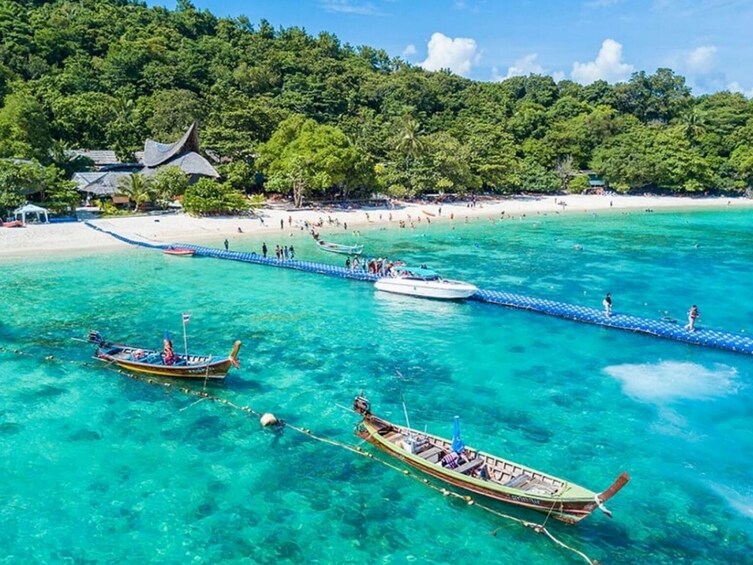 Phuket: Day Trip to Coral and Racha Island by Speed Boat