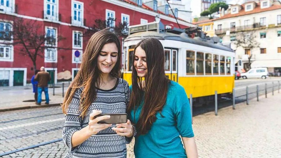 Lisbon: Tram 28 Entry Ticket with Audio Guide & 24-Hour Pass