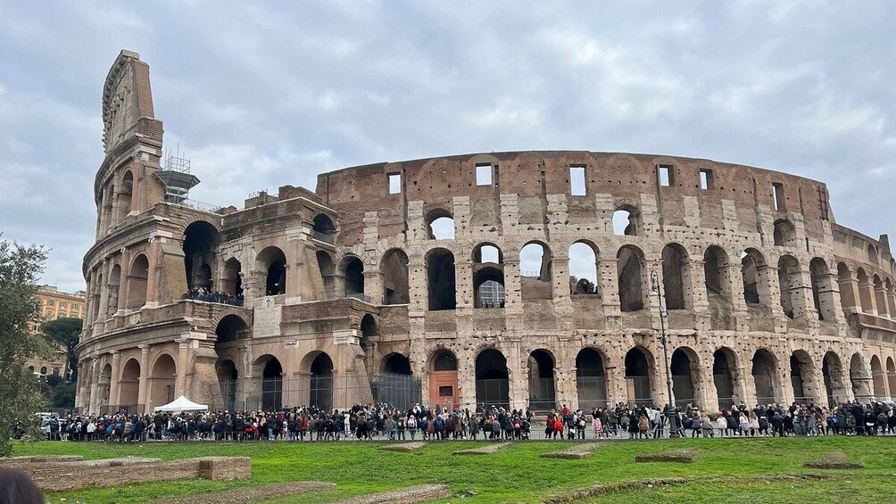 The Eternal City's Legacy: Colosseum & Ancient Rome Revealed