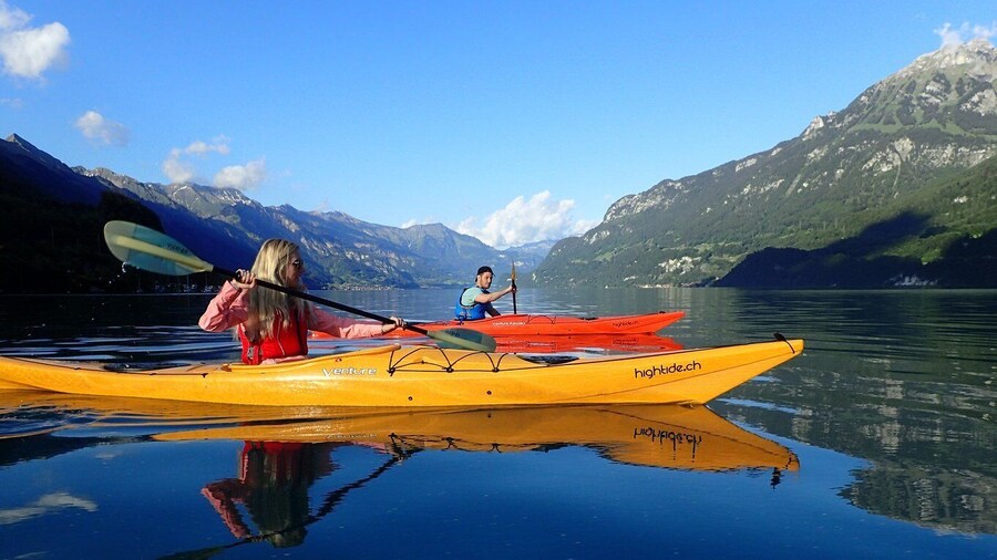 Interlaken: Kayak Tour of the Turquoise Lake Brienz