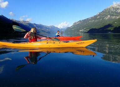 Interlaken: Kayak Tour of the Turquoise Lake Brienz