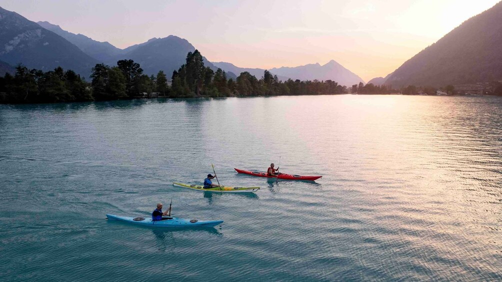 Picture 3 for Activity Interlaken: Kayak Tour of the Turquoise Lake Brienz