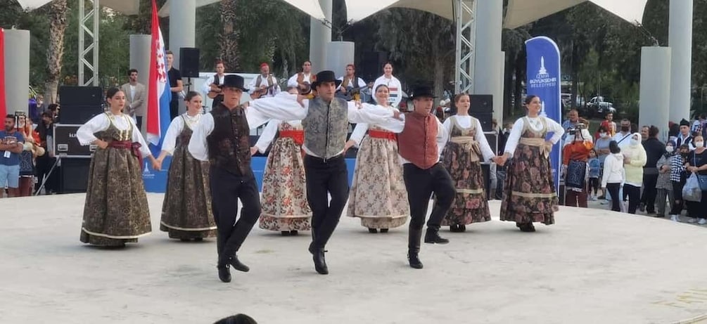 Dubrovnik: Croatian Folklore Show