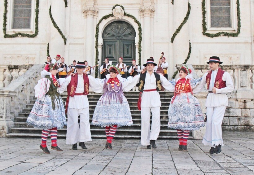 Picture 2 for Activity Dubrovnik: Croatian Folklore Show