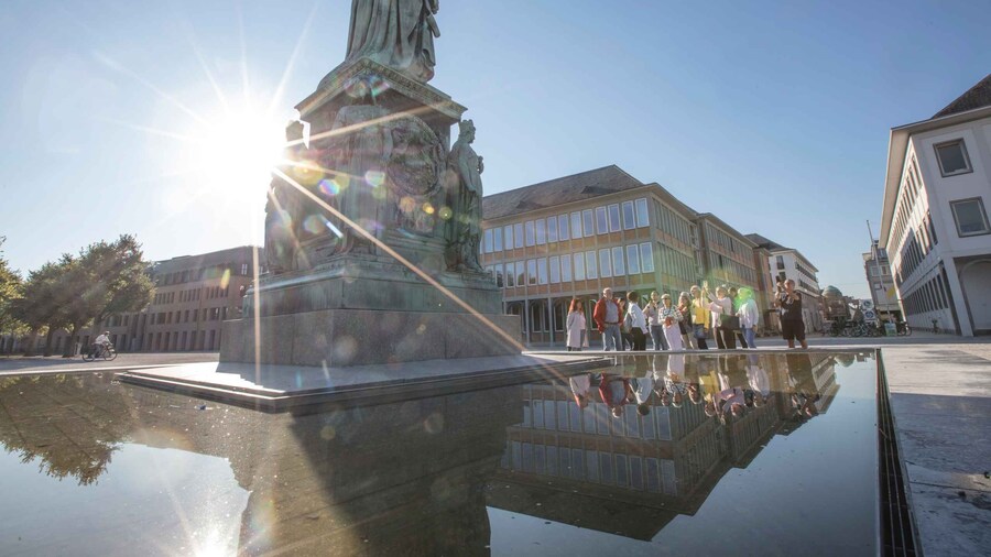 Karlsruhe: Guided City History & Culture Walking Tour