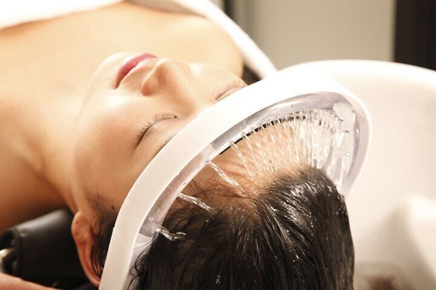 Tokyo Ginza Spa experience with Scalp Care Class