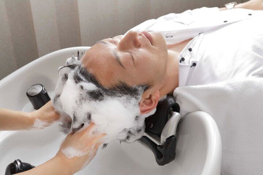 Tokyo Ginza Spa experience with Scalp Care Class