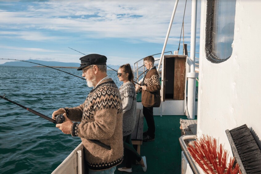 Reykjavik: 3-Hour Sea Angling Gourmet Experience Tour