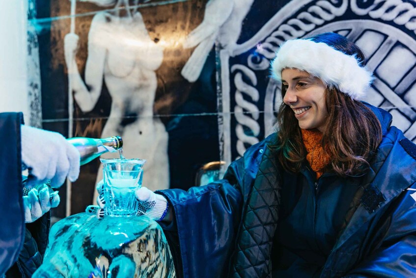 Picture 14 for Activity Reykjavik: Magic Ice Bar Entrance and Welcome Drink