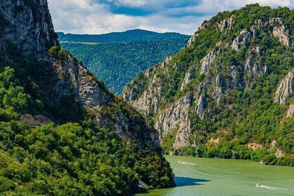 Golubac Fortress and National Park Djerdap Tour in Iron Gate