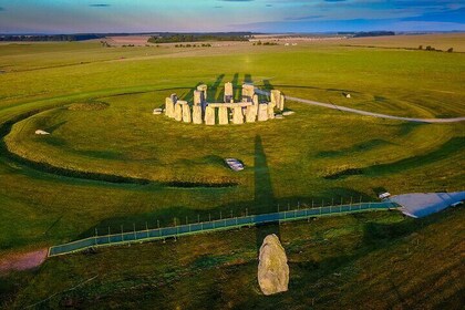 Half Day Stonehenge Tour from London