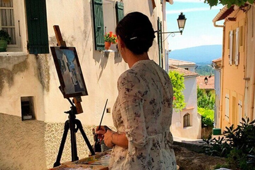 Open-air art workshop in the old village of Angles.