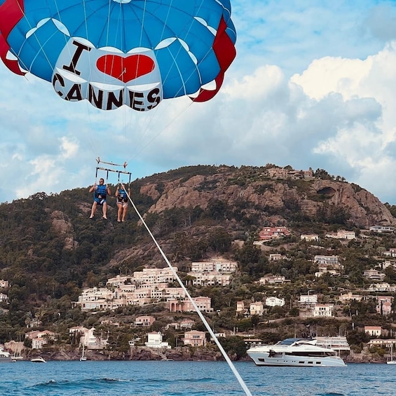 Picture 4 for Activity Parasailing in couple, family and friends in Cannes
