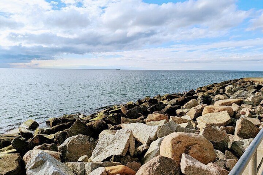 On the way to the west pier you can see the Baltic Sea very well.