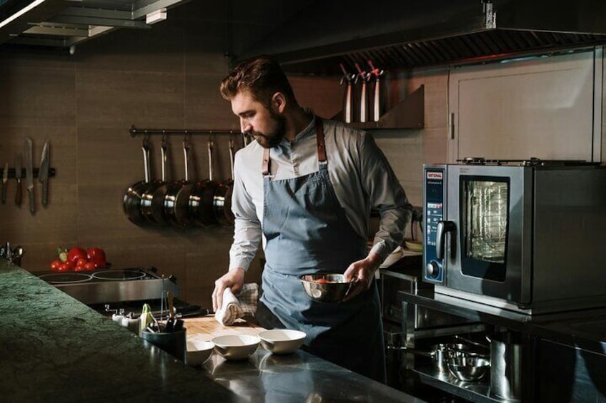 World Cuisine Classes in the Base of the Mountains