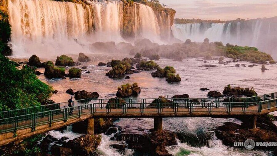 Cataract tour, both sides in 1 day-Br and small group Arg